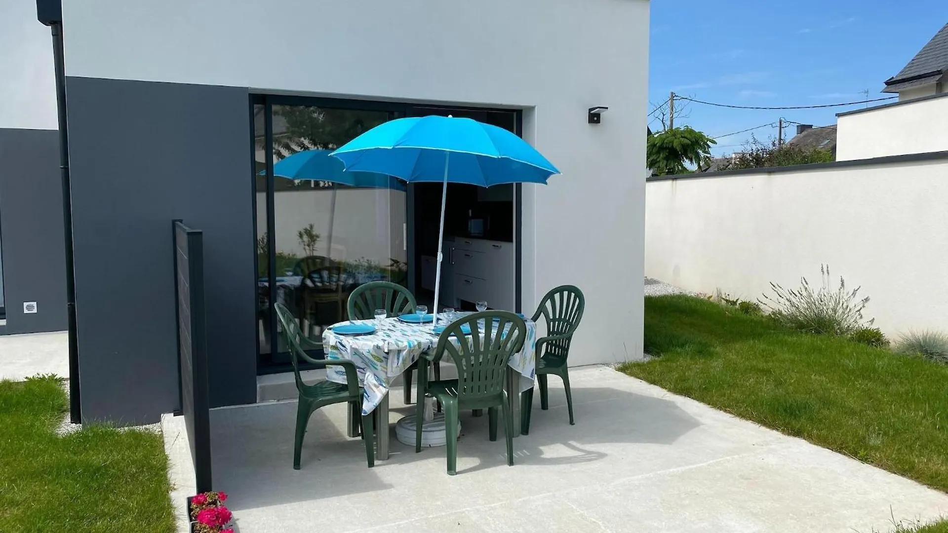 Charming Independent Apartment In Belz